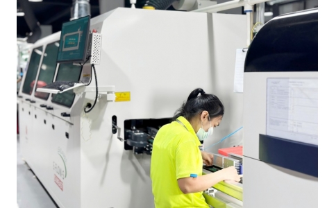 SMT貼片加工中貼片失敗的潛在因素及應(yīng)對(duì)策略