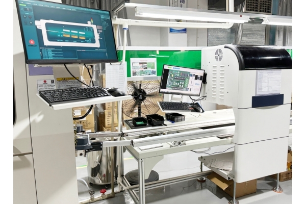 SMT貼片技術(shù)常見(jiàn)挑戰(zhàn)與應(yīng)對(duì)策略